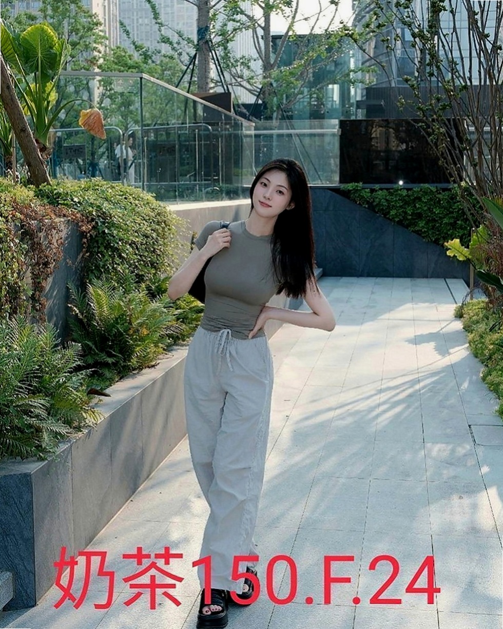 左外約茶：沫沫 |特價空姐|170cm|52kg|D杯|24y|